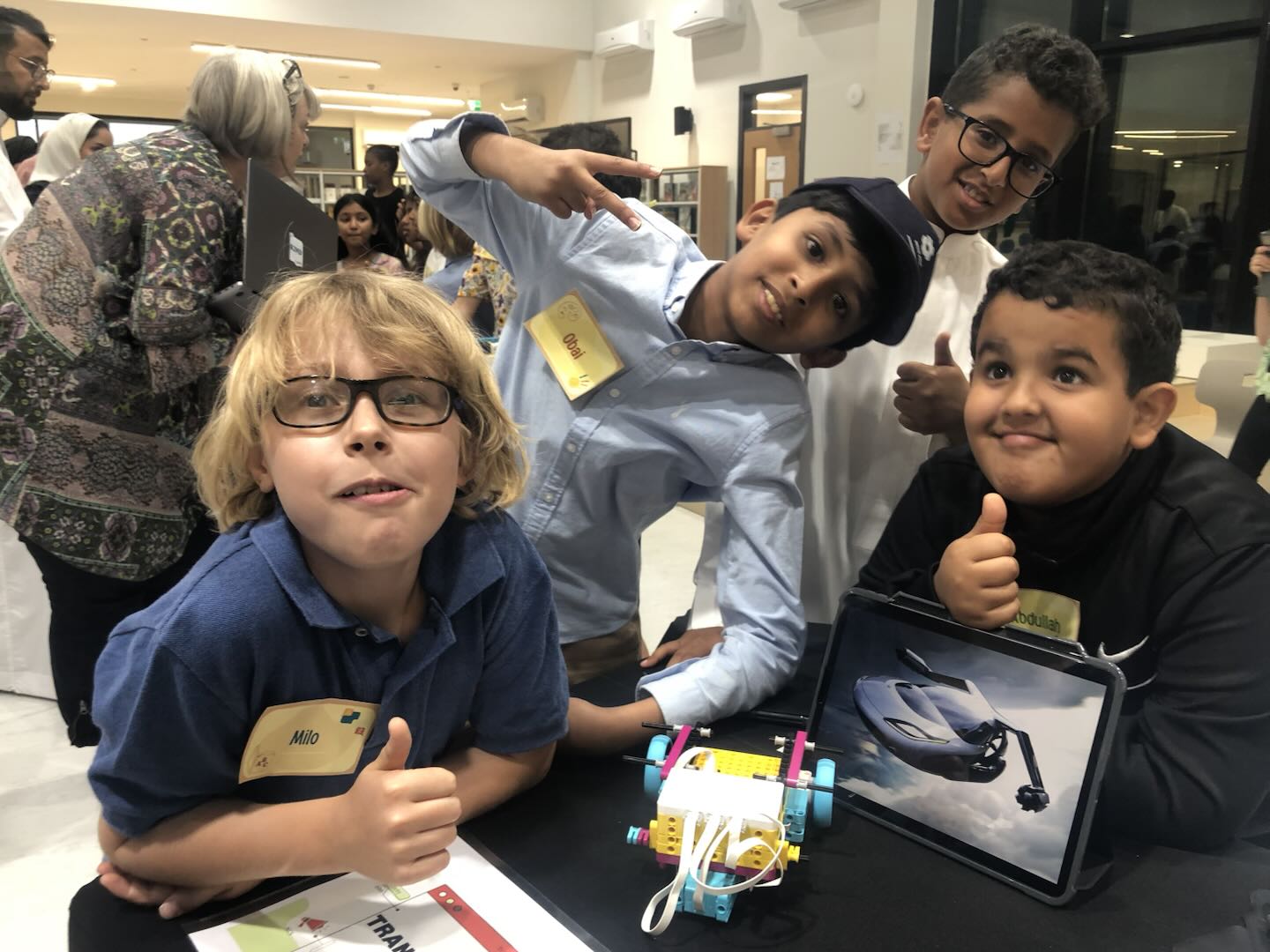 Students in an international learning setting